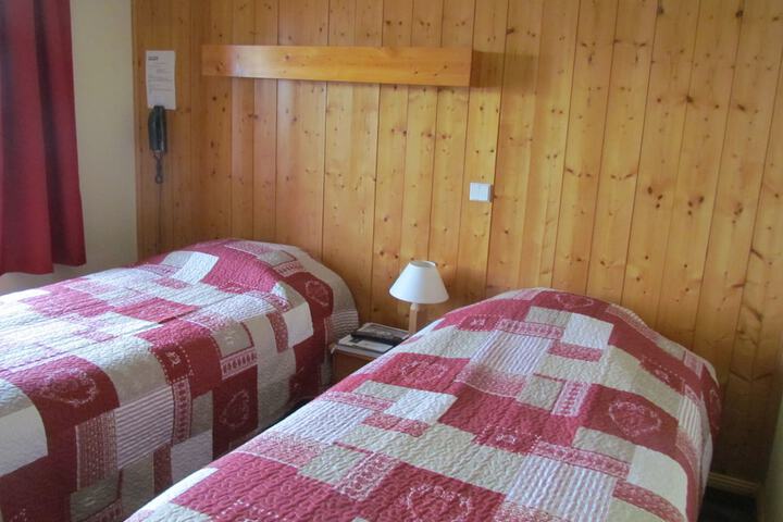 Room 5 of 31