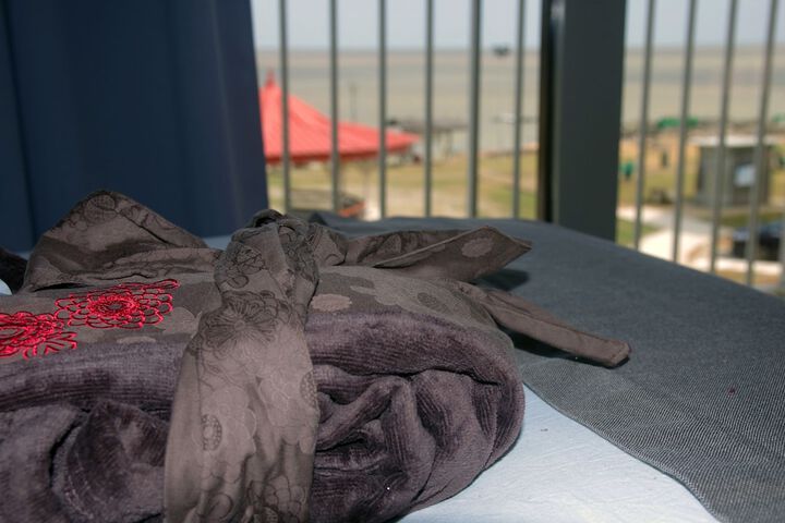 Room 2 of 22