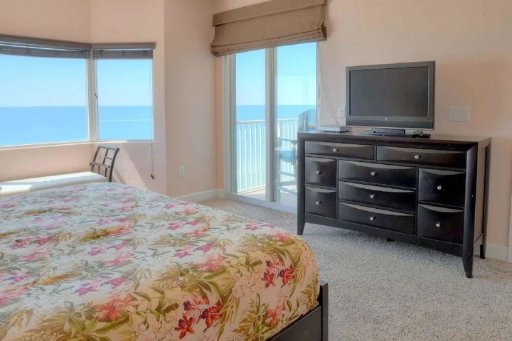 Image of 808 Tidewater Beach Resort