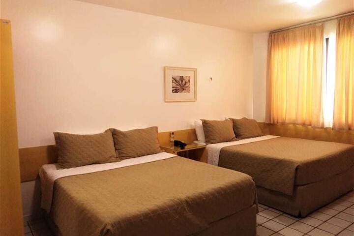 Room 6 of 28