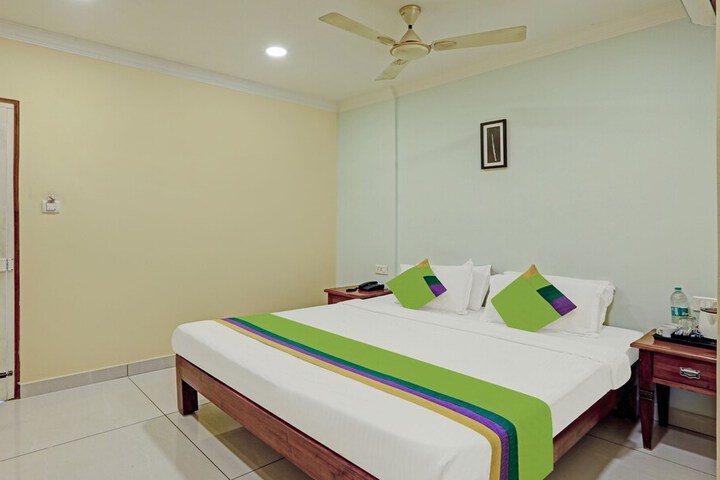Room 15 of 23