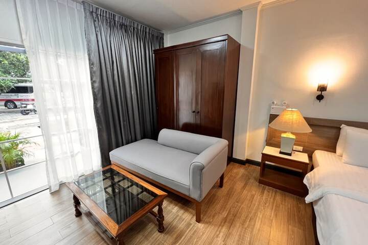 Room 57 of 159
