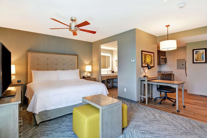 2 Queen Beds 1 Bedroom Suite (19 of 30)