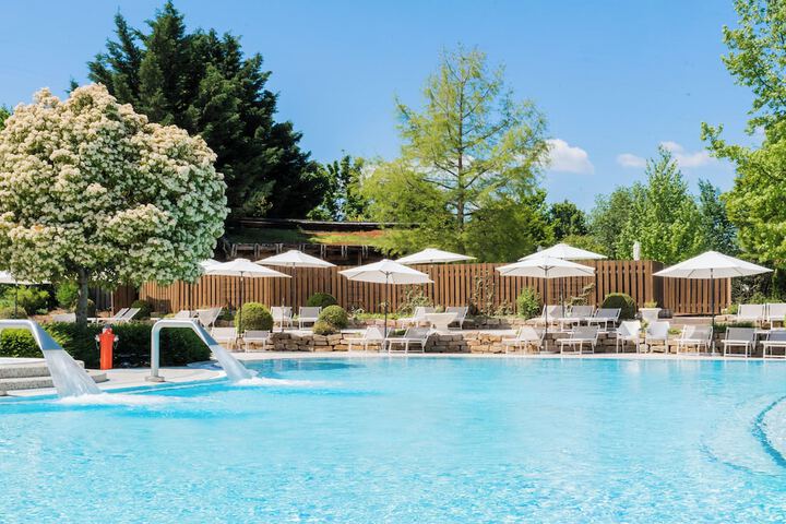 Pools & Facilities
