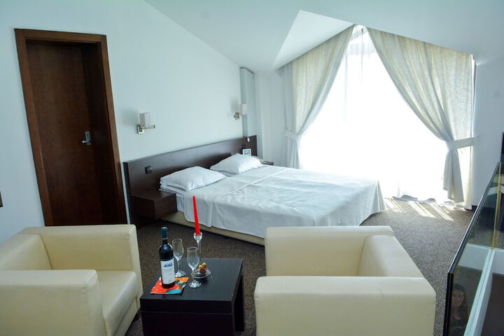 Room 21 of 46