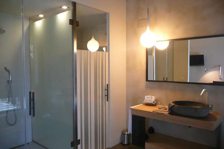Bath Interior