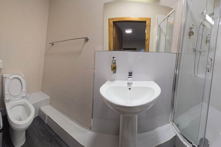 Room 15 of 23