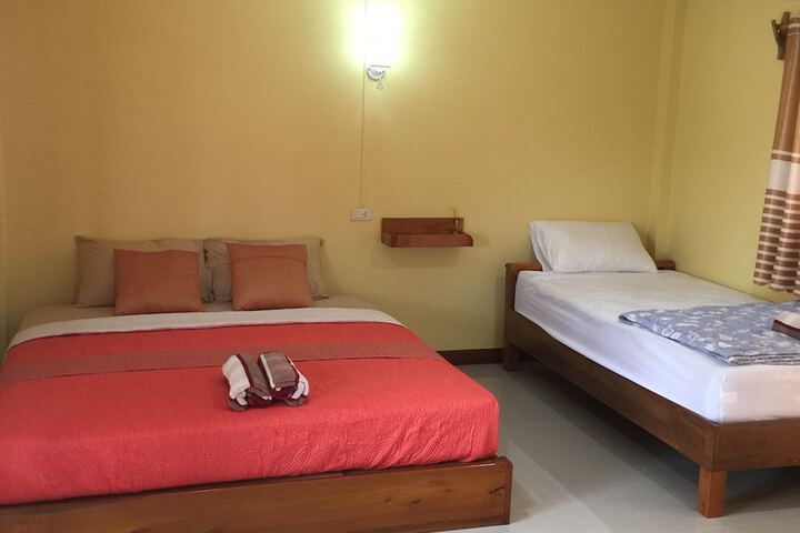 Room 6 of 95