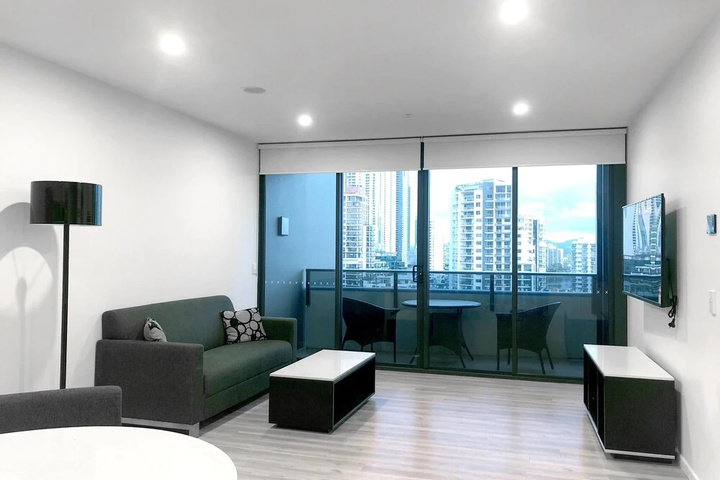 Room 3 of 16