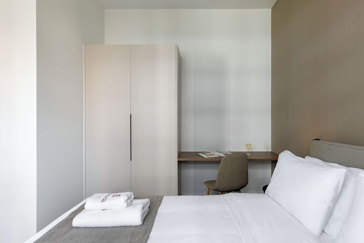 Room 47 of 89