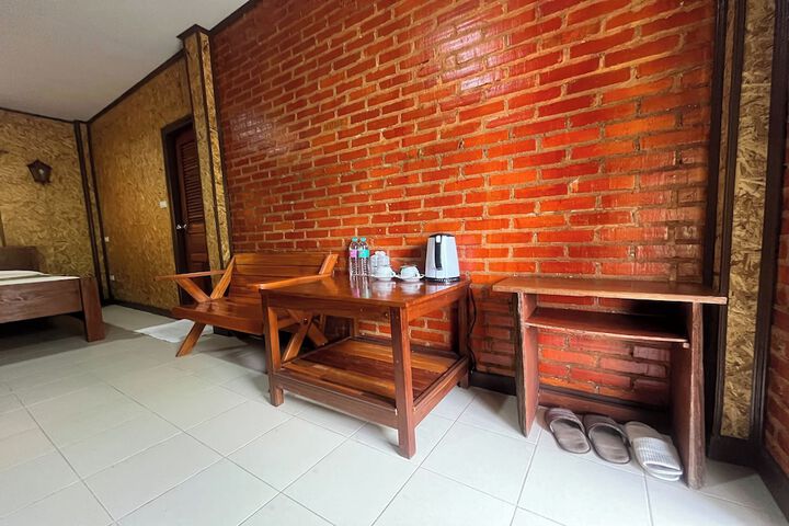Room 17 of 71