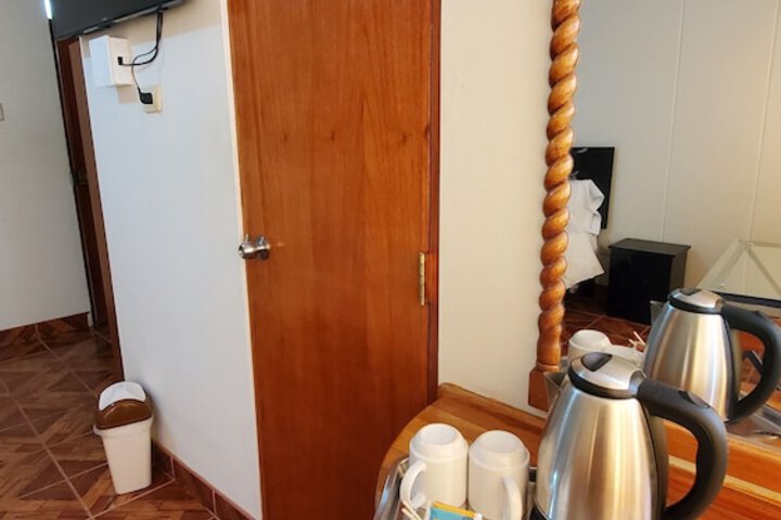 Room 17 of 31