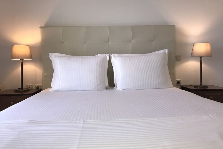 Room 2 of 47