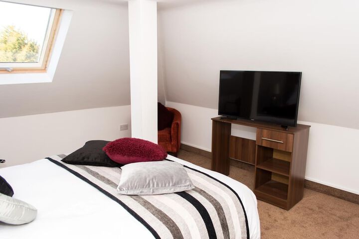 Room 14 of 34