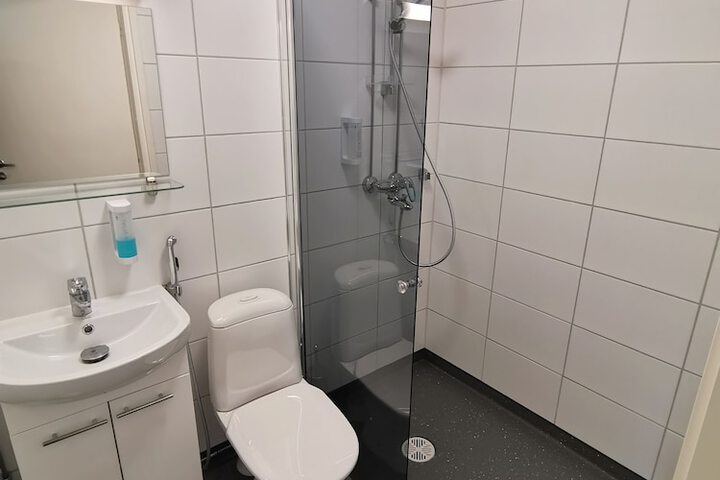 Room 23 of 32
