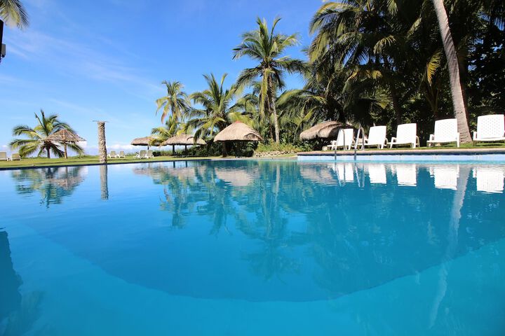 Pool 42 of 71