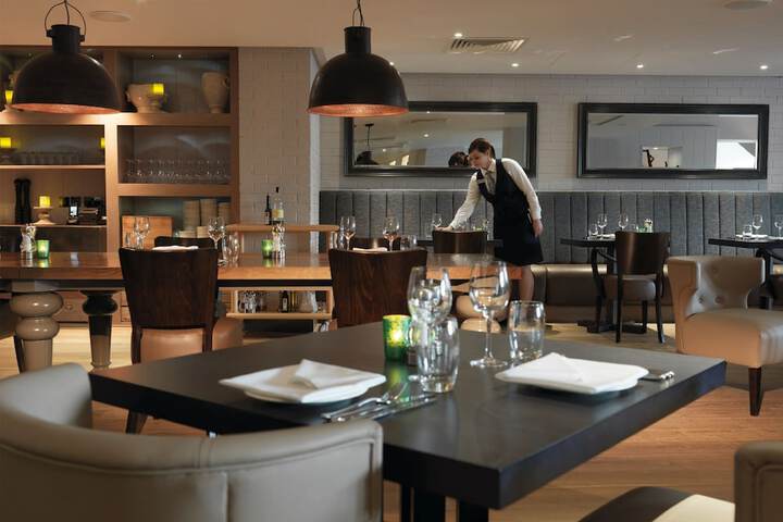 Dining Photos