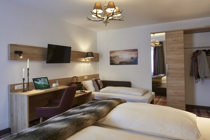 Room 13 of 47