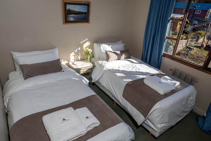 Room 8 of 32