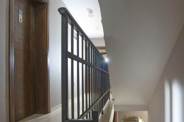 Hotel Interior 4 of 71