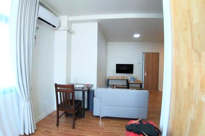 Room 10 of 15