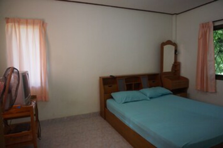 Room 16 of 20
