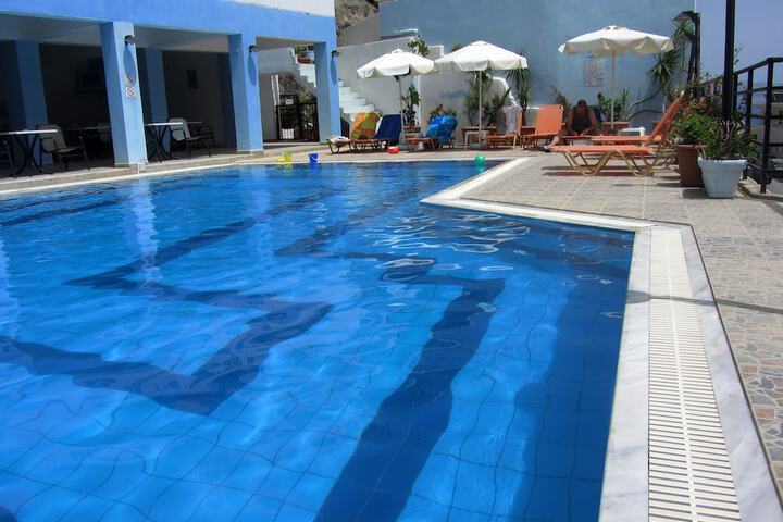 Hotel Pool