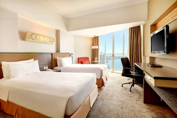 Room 5 of 95