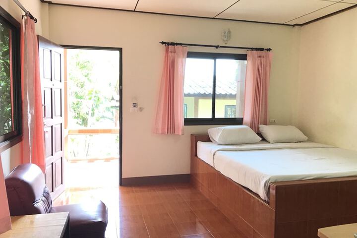 Room 16 of 63