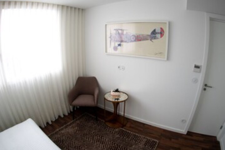 Room 20 of 74