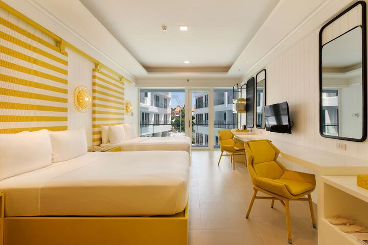 Room 18 of 37