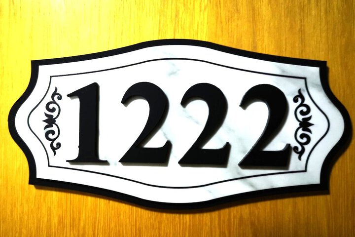 Room 106 of 442