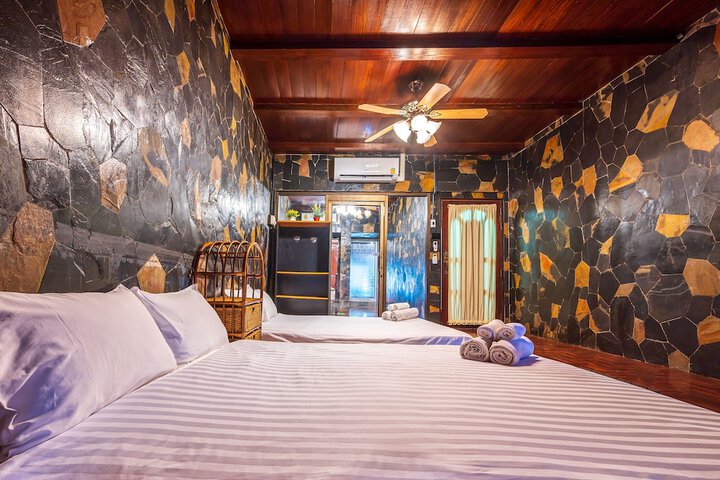 Room 15 of 29