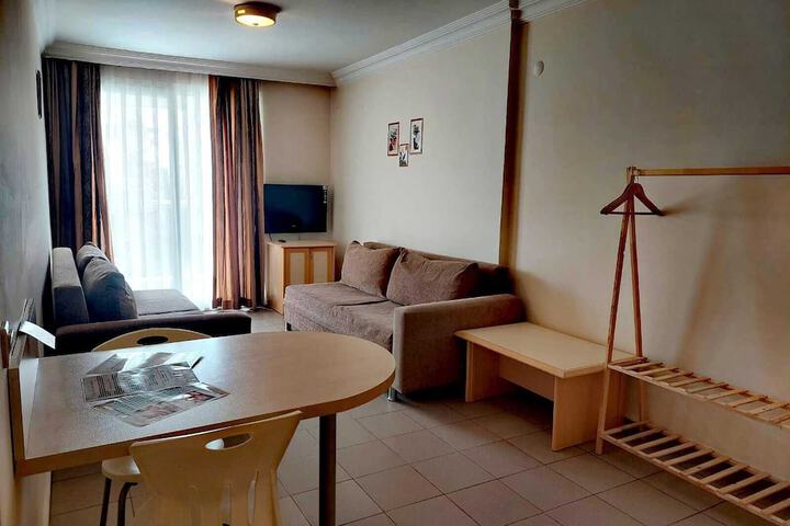 Room 4 of 11