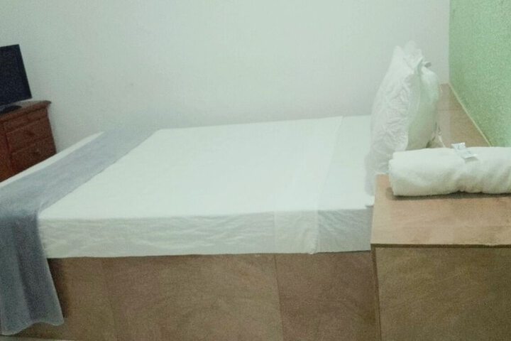 Room 3 of 13