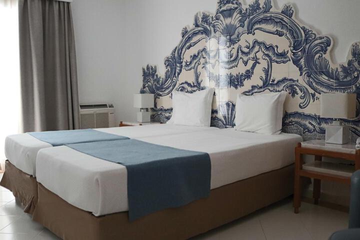 Room 29 of 75
