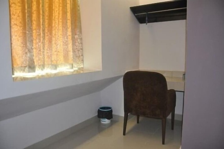 Room 12 of 15