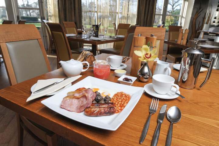 Breakfast/Coffee Service 34 of 77