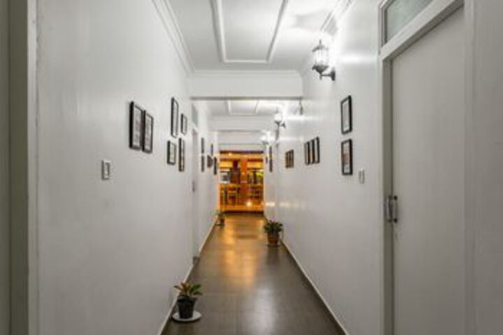 Ballroom/Hall 18 of 36