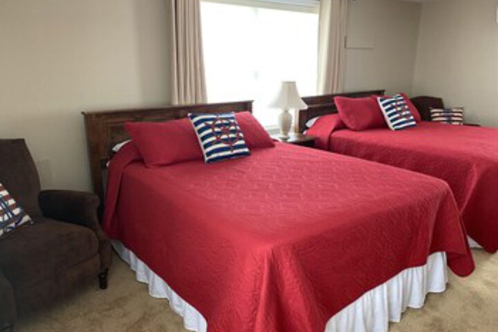 Room 167 of 253