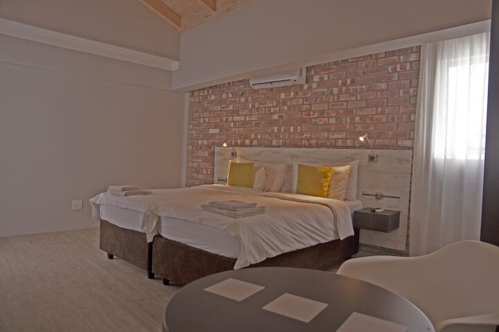 Room 21 of 59