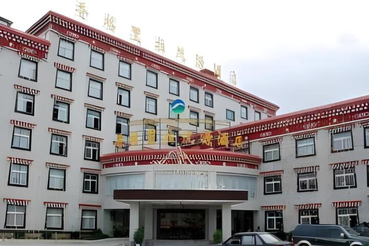 Shangri-La Original Density Hotel