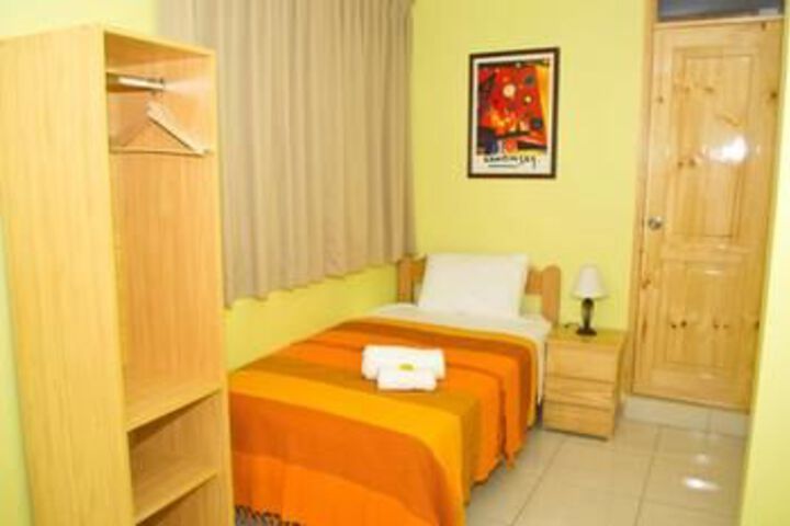 Room 16 of 22