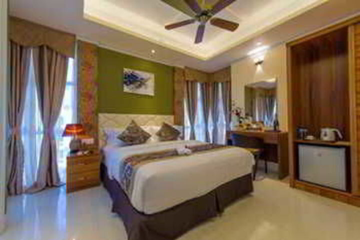 Room 16 of 27