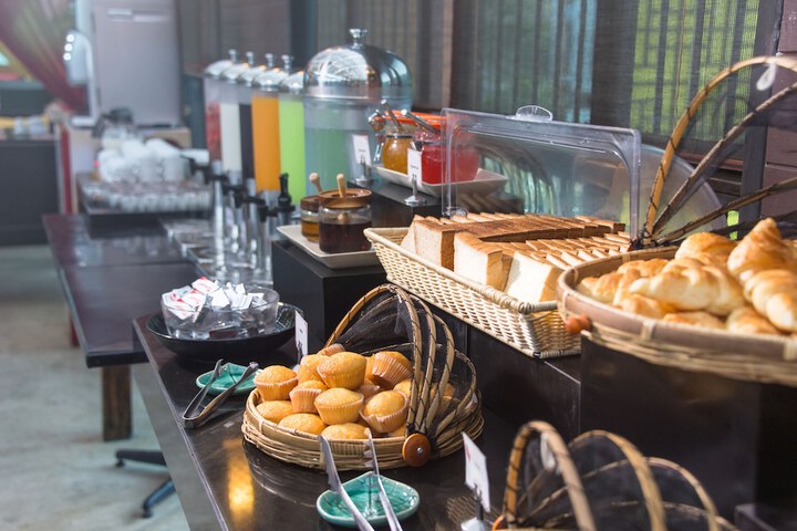 Breakfast/Coffee Service 59 of 83