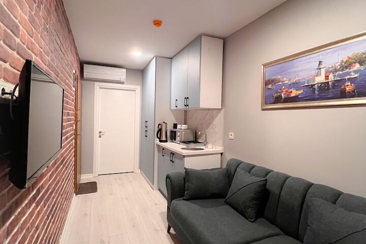 Room 19 of 22