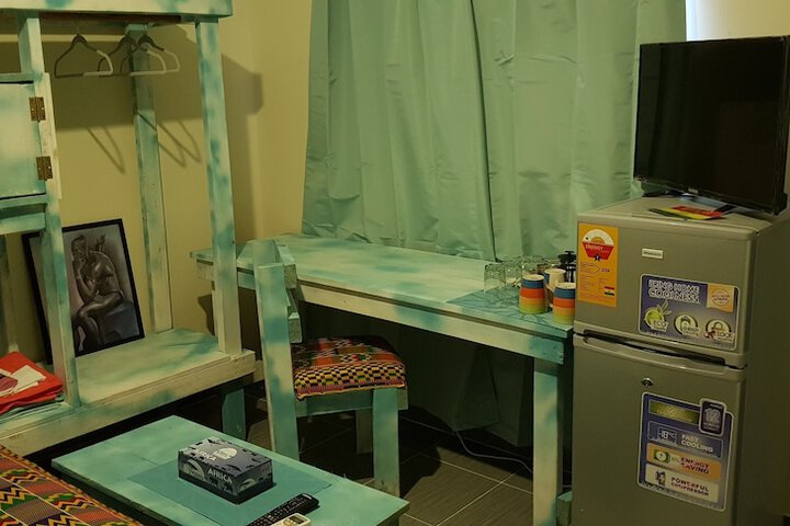Room 7 of 18
