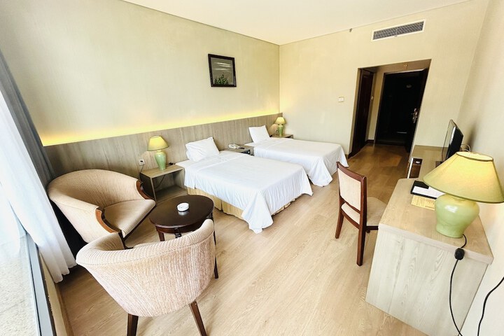 Room 21 of 39