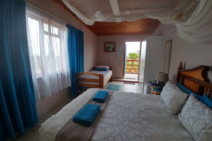 Room 7 of 50