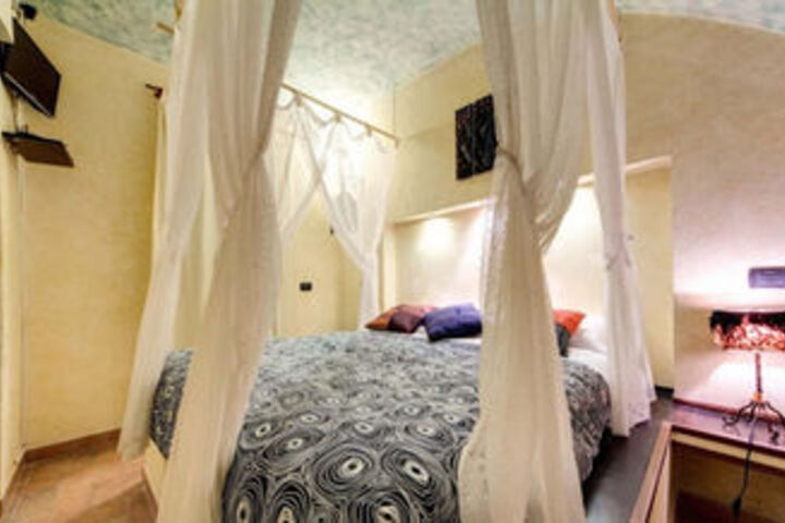Room 92 of 168